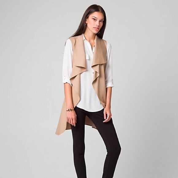 White Vest M - Picture 1 of 3